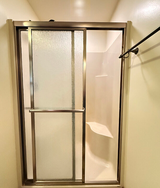 15-P-Ste-Shower
